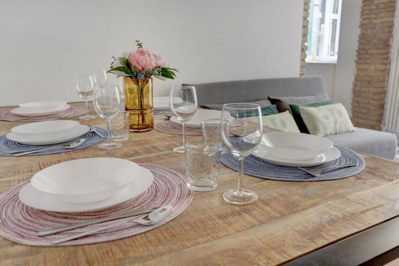 Colosseo Apt Laterano 85 - Home And More Ρώμη Εξωτερικό φωτογραφία