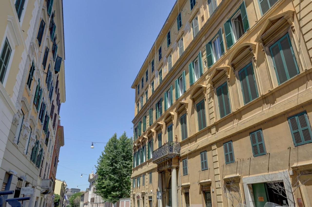 Colosseo Apt Laterano 85 - Home And More Ρώμη Εξωτερικό φωτογραφία